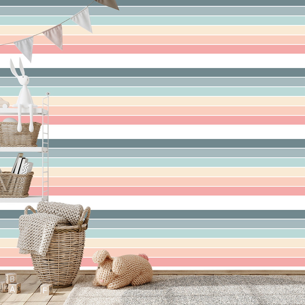 Papier peint photo - Couleurs pastel rayées dans une chambre d'enfant avec des étagères, des paniers et des jouets