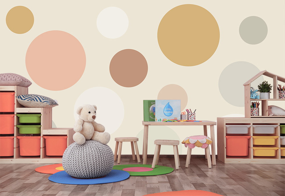 Fototapete - Kinderzimmer mit bunten Kreis-Mustern, Bücherregal und Spielzeugkisten