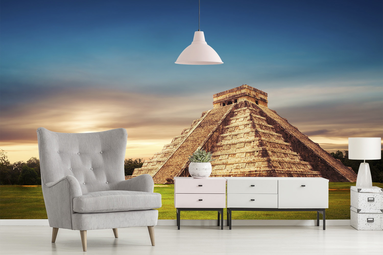 Fototapete - Eindrucksvolle Ansicht einer Pyramide bei Sonnenuntergang als Wanddekoration im Wohnzimmer