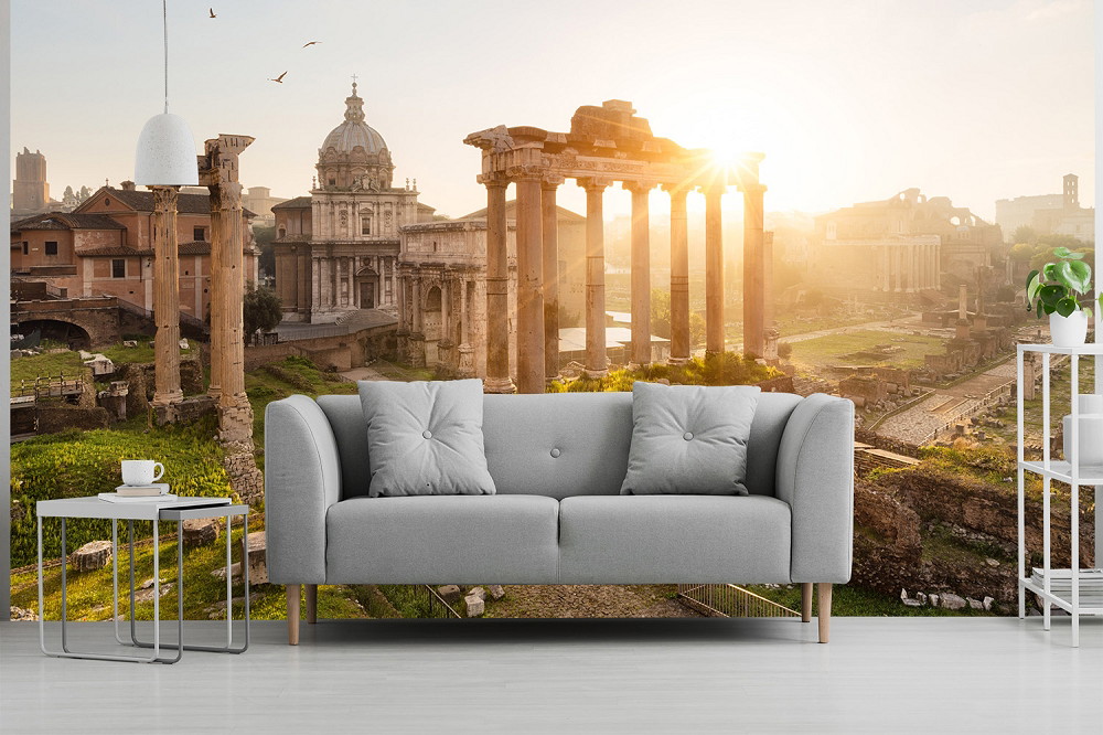Papier peint photo - Impressionnantes ruines antiques de Rome avec le soleil derrière une ambiance de salon confortable et moderne