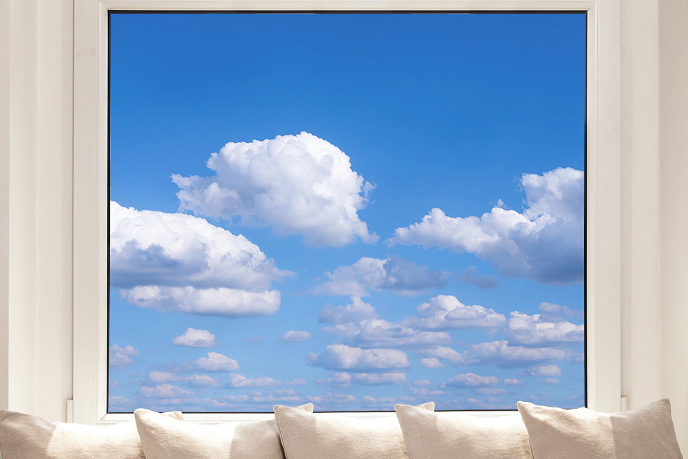 Fensterfolie - Blauer Himmel mit weißen Wolken
