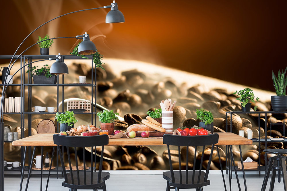 Papier peint photo - cuisine avec table à manger et étagère devant une grande photographie de fond de grains de café.