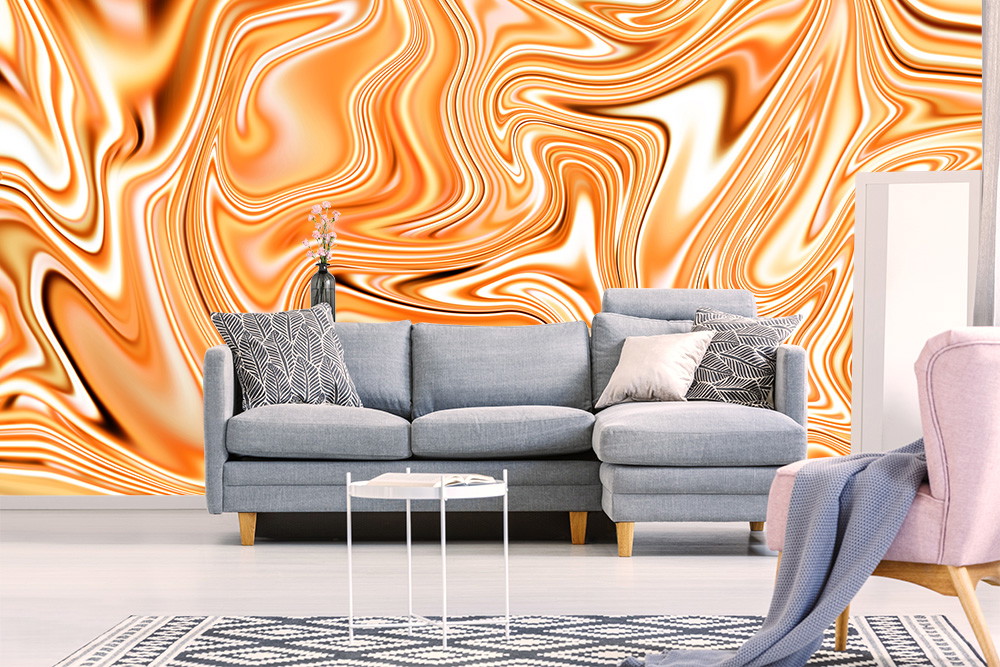 Fototapete - Wohnzimmer mit grauem Sofa und kreativer oranger Wellenfototapete im Hintergrund