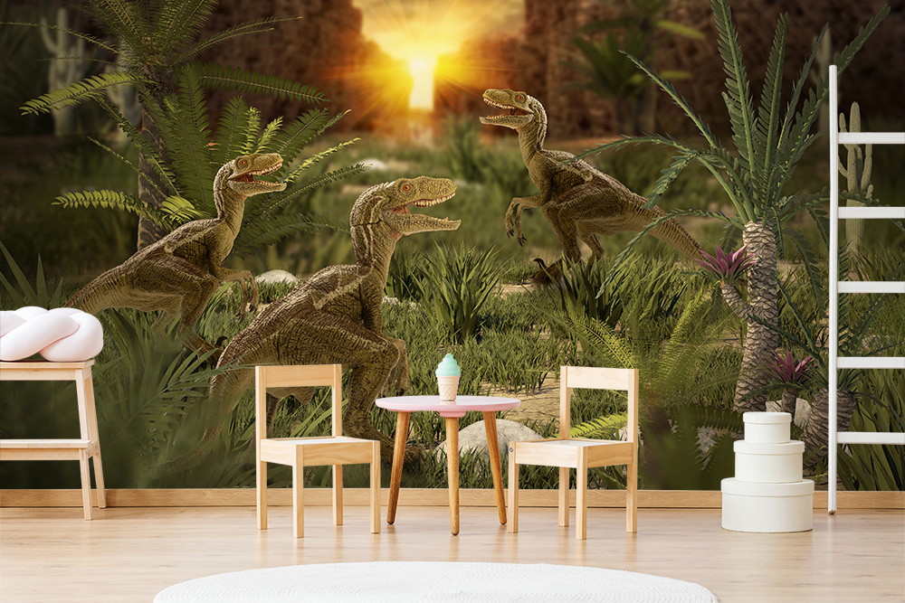 Fototapete - Szene mit Dinosauriern in einer üppigen, tropischen Umgebung bei Sonnenuntergang