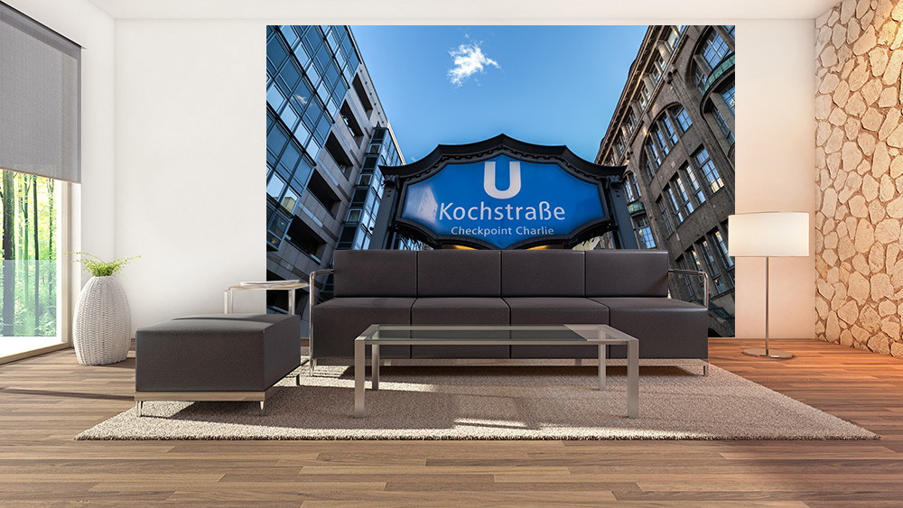 Fototapeta ścienna - Podziemny znak Kochstraße Checkpoint Charlie w miejskim salonie